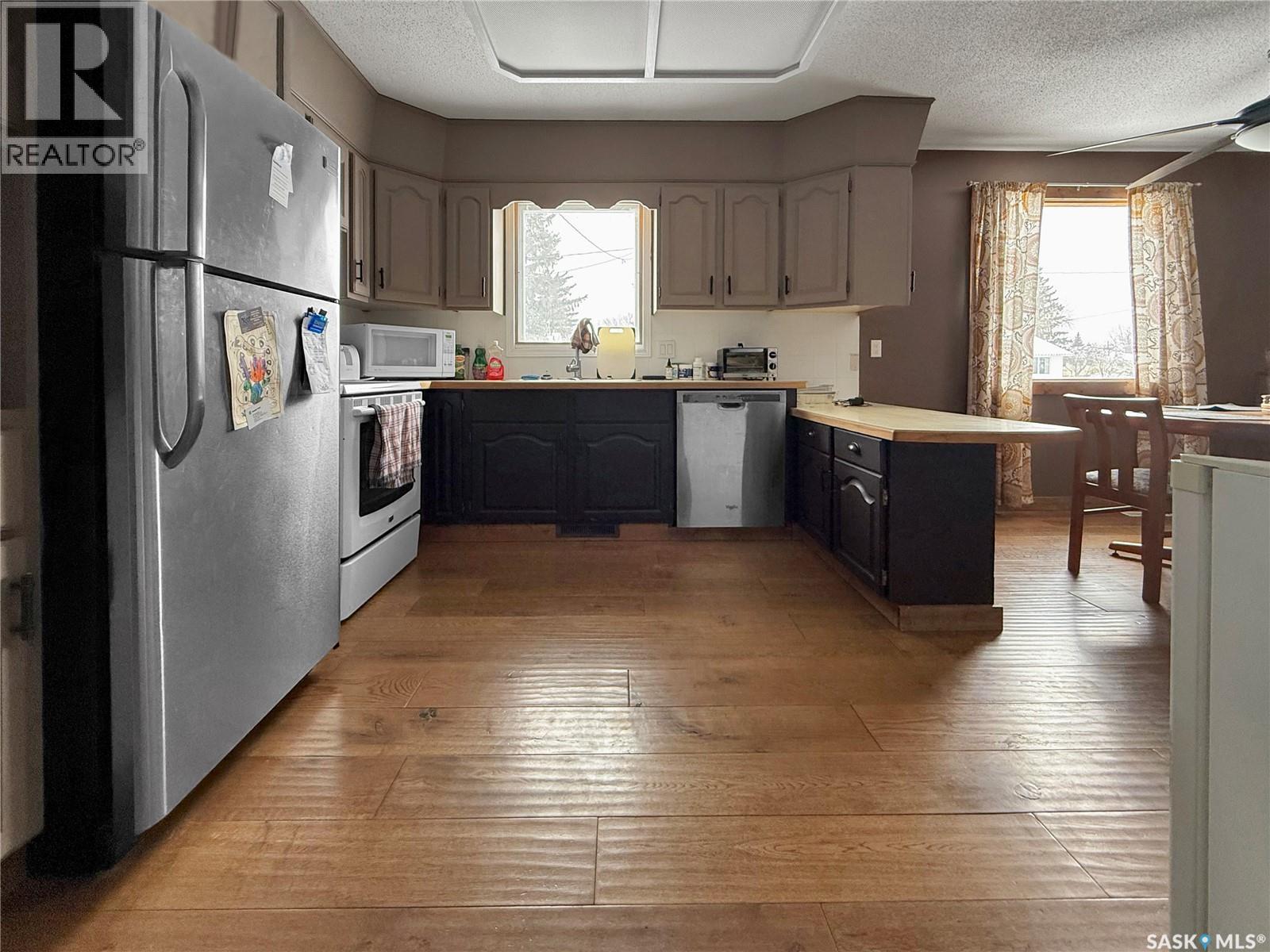 206 Pitt STREET - photo 5