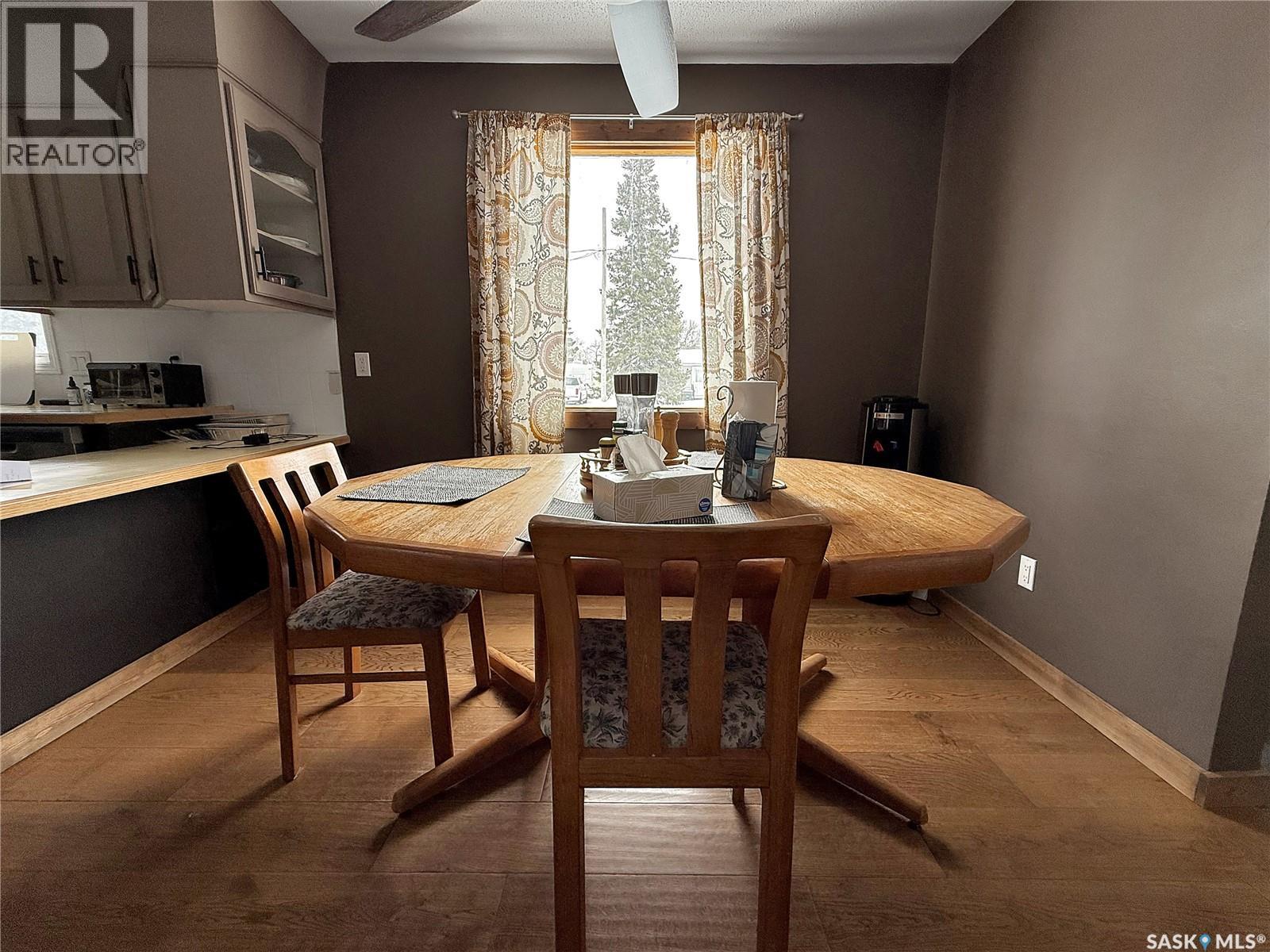 206 Pitt STREET - 7