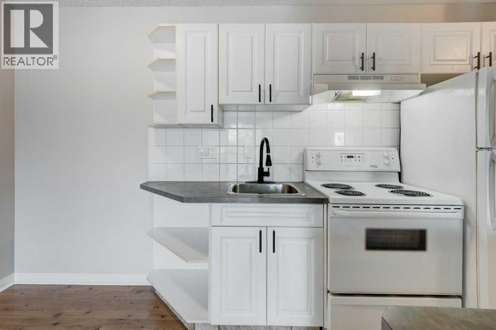 Single Family House for Sale in    Avenue SW Mission Calgary 