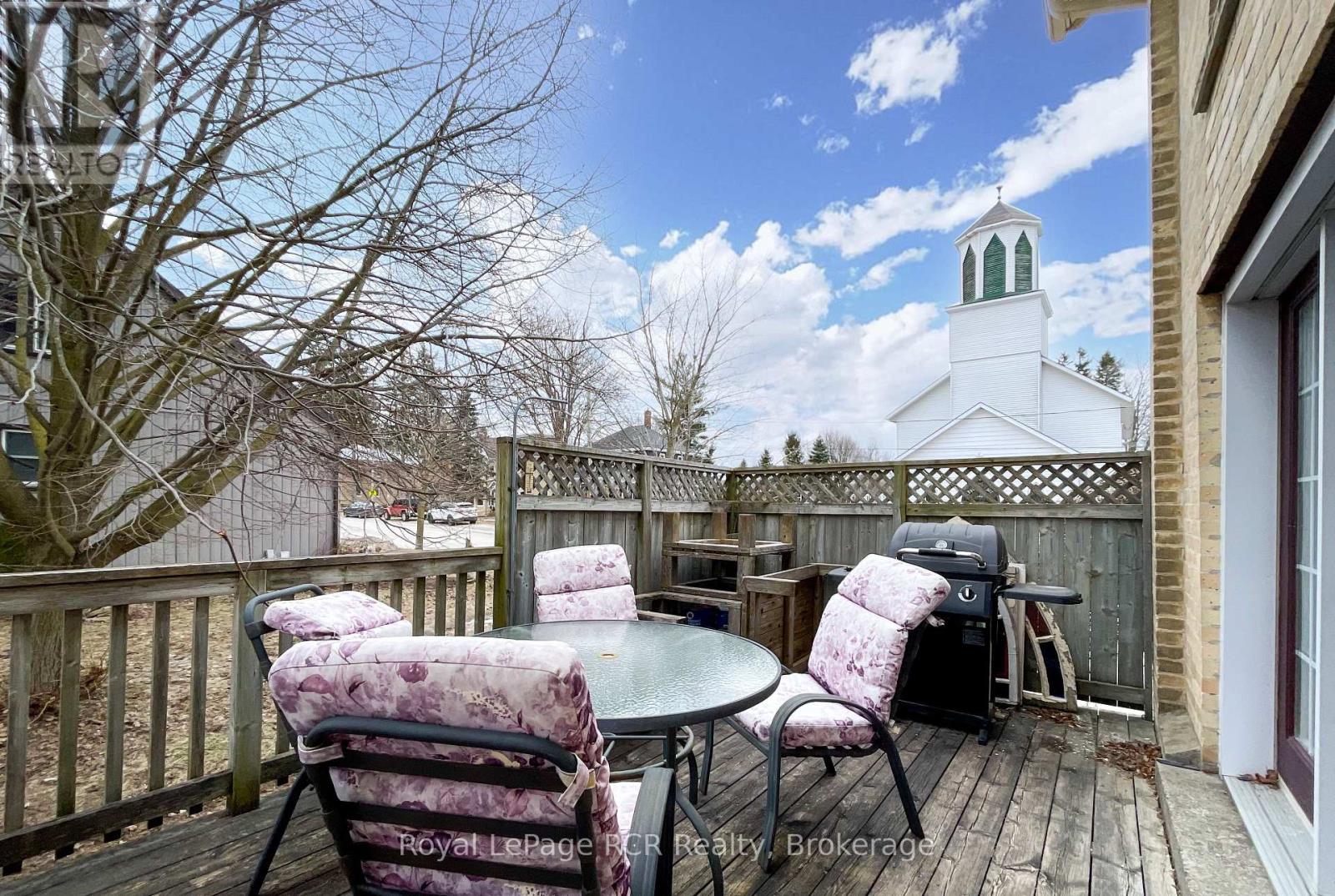 7 PETER STREET S - 6