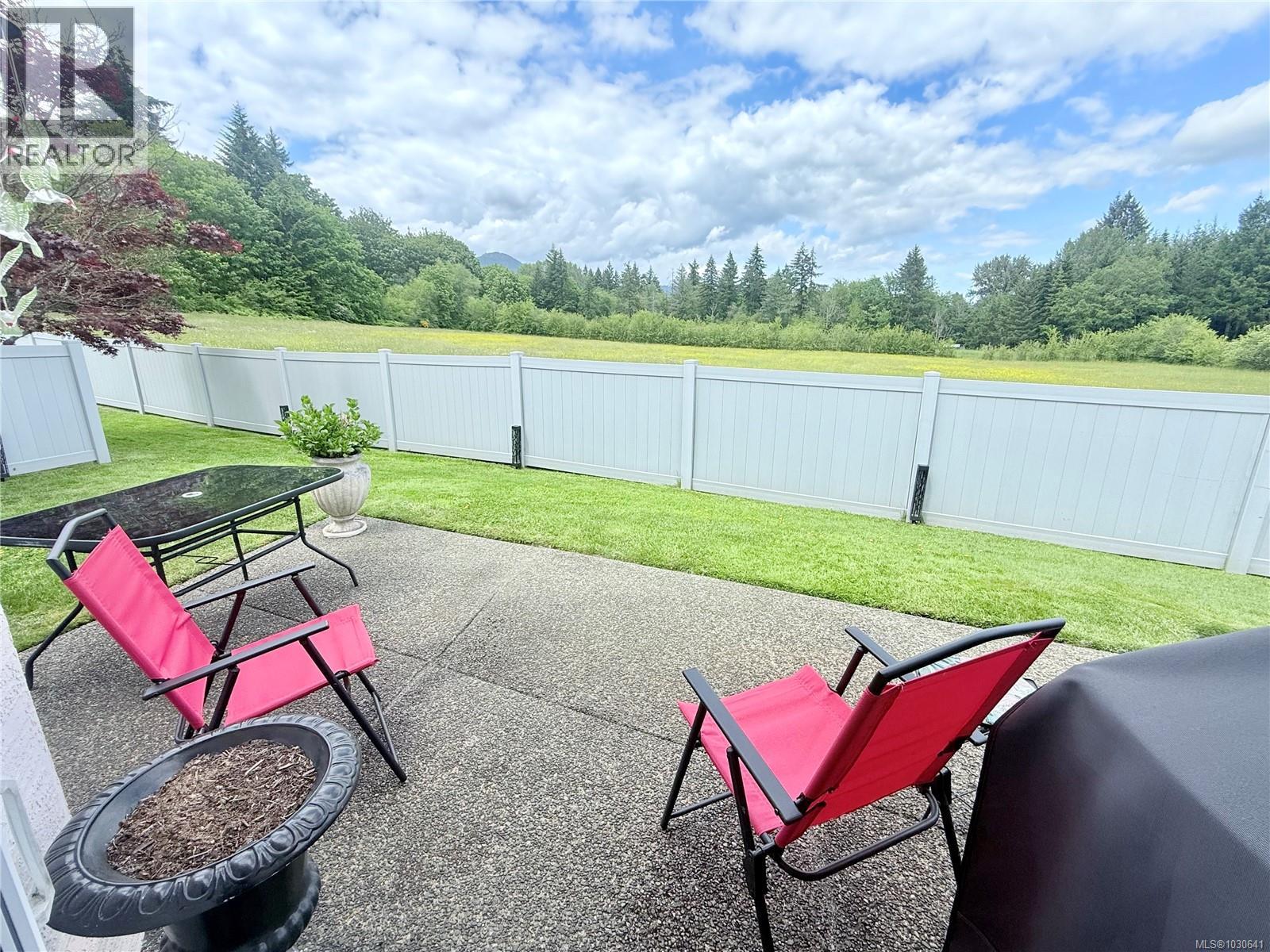 #4 6111 SAYWARD RD - 19