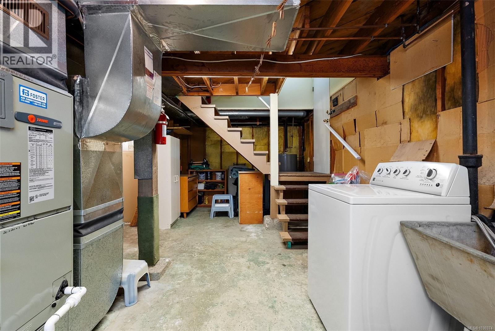 2935 WASCANA ST - 22