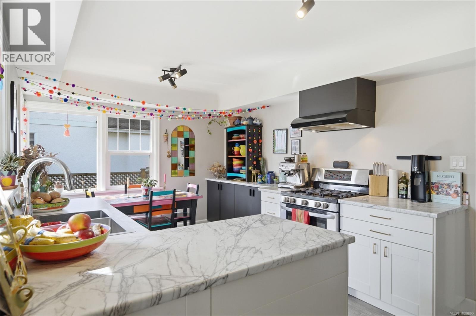 2519 ROSEBERRY AVE - 8