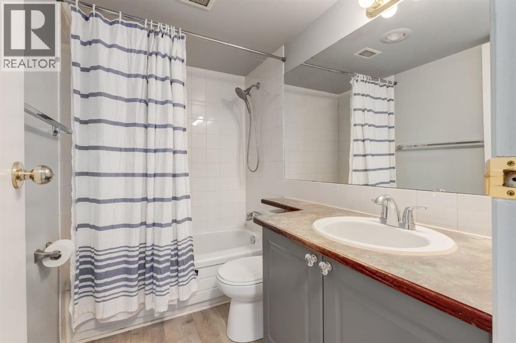 Single Family House for Sale in    Avenue SW Beltline Calgary 