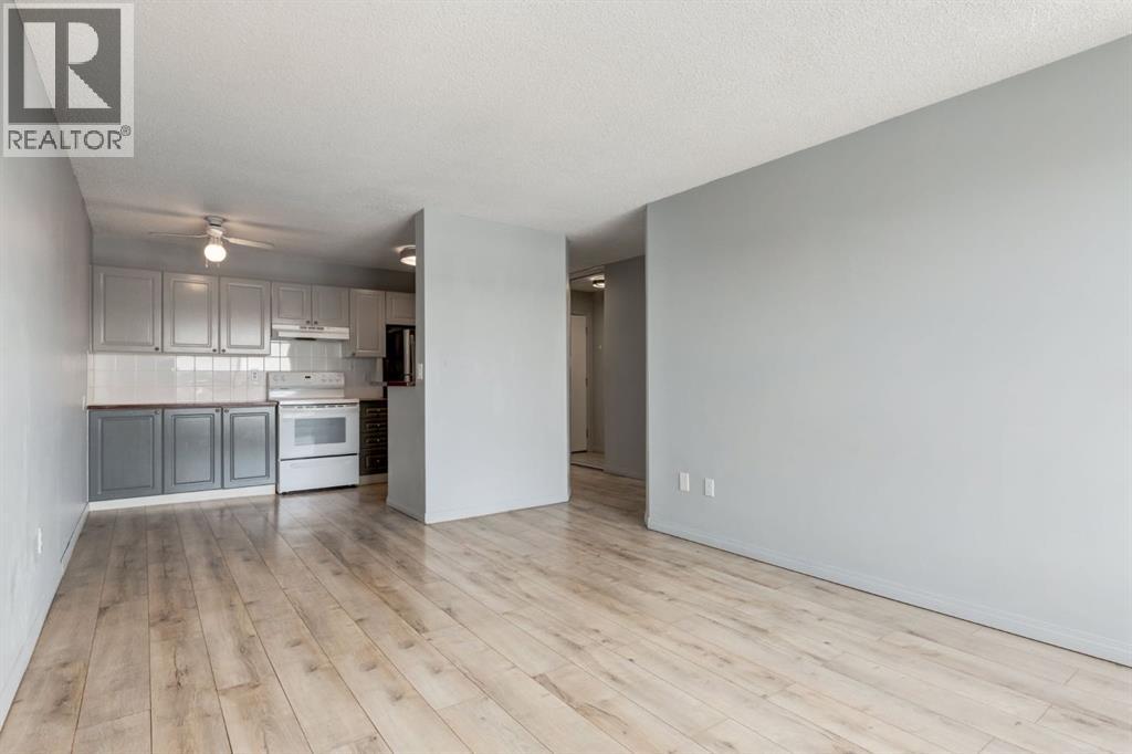 Single Family House for Sale in    Avenue SW Beltline Calgary 
