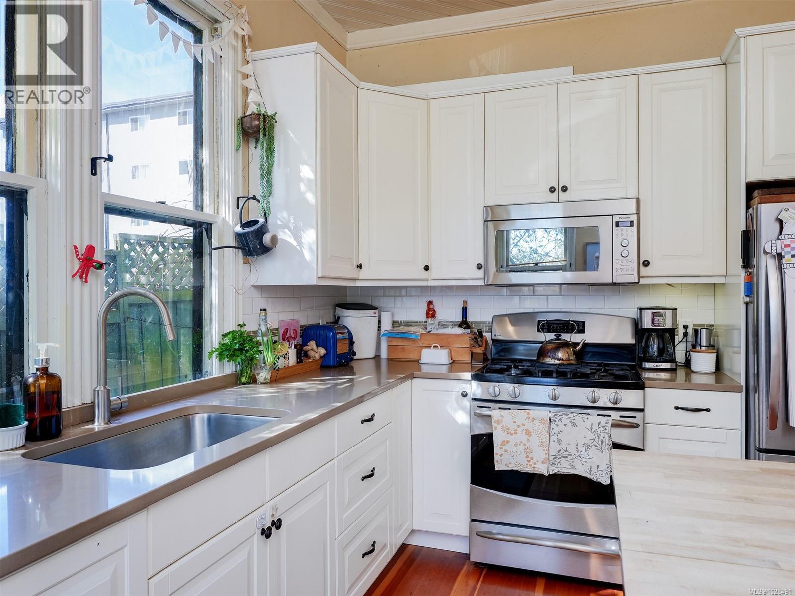  2130 Ridge Road, Victoria