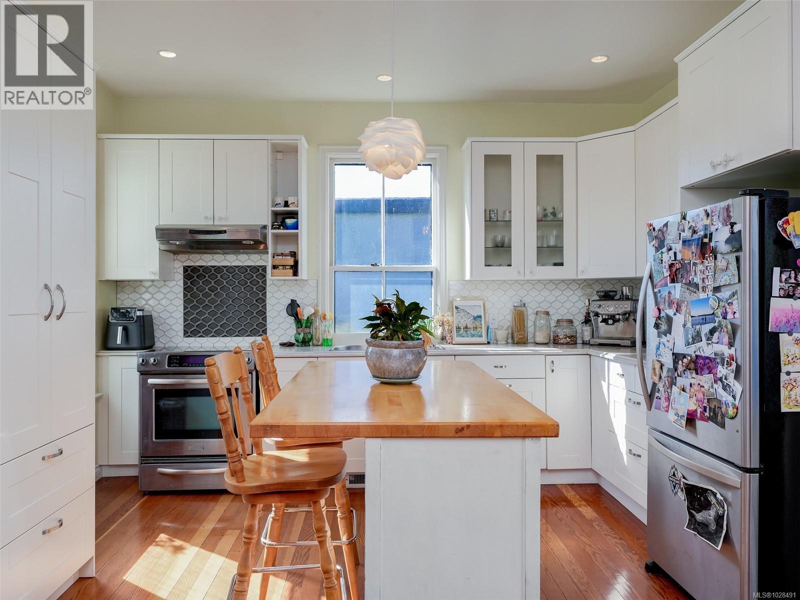  2130 Ridge Road, Victoria