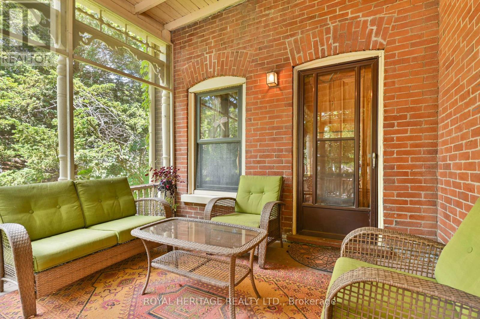 141 FOSTER AVENUE - 27