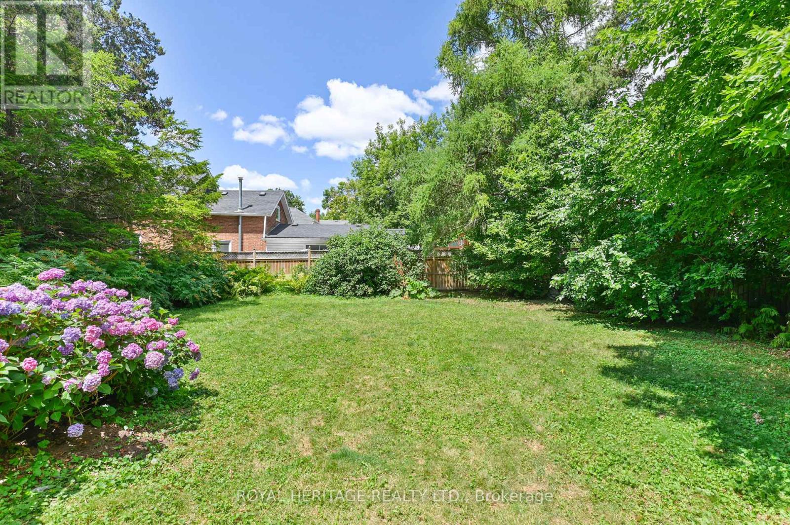 141 FOSTER AVENUE - 32