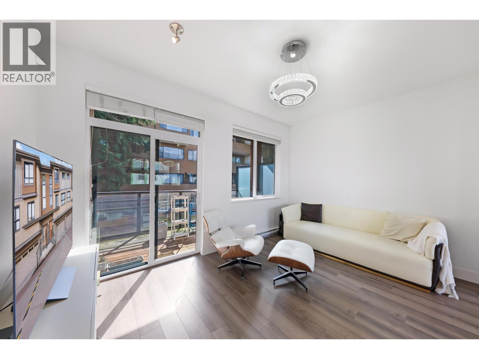 #10-7180 GILBERT Road, Richmond