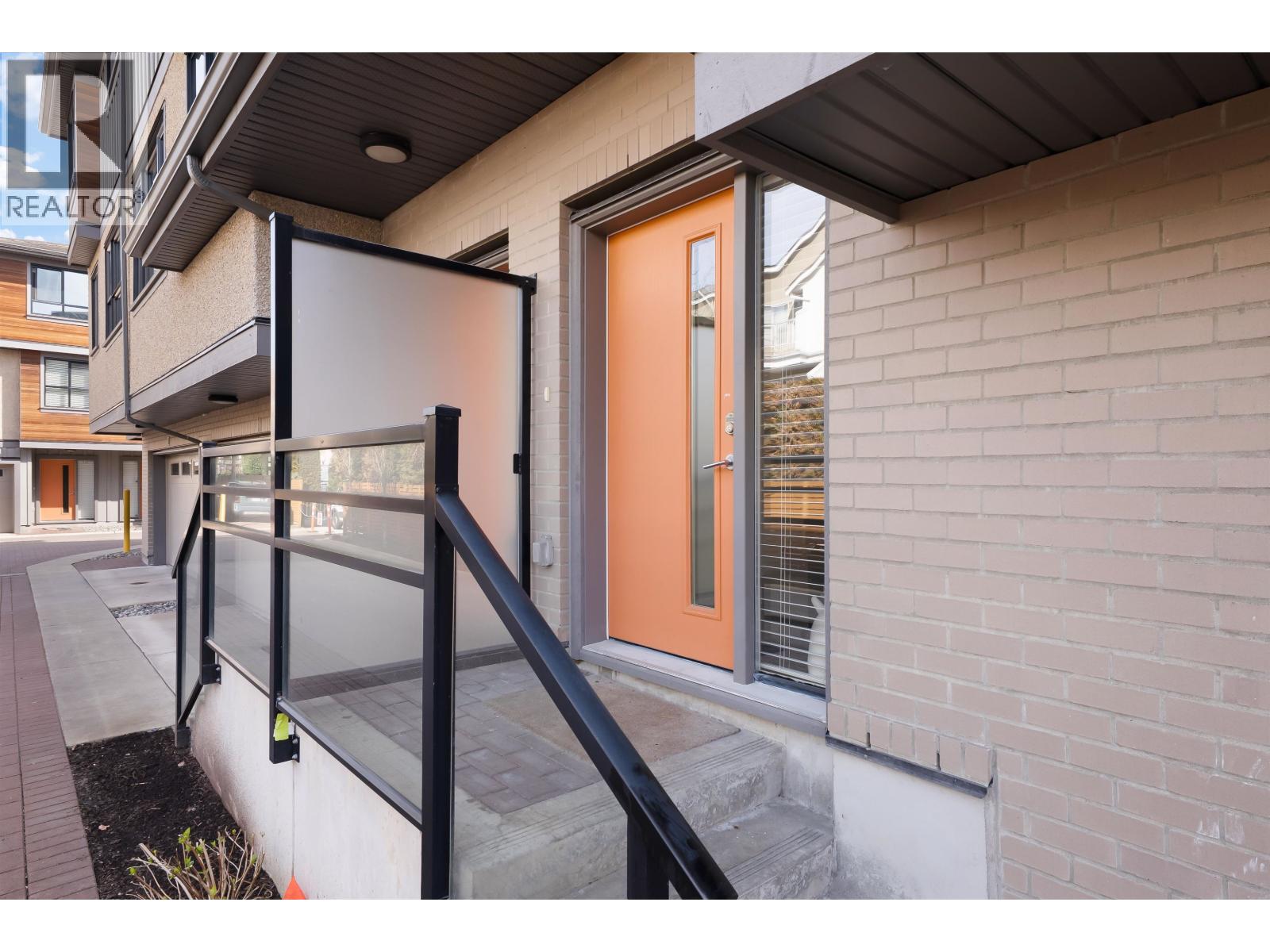 #10-7180 GILBERT Road, Richmond