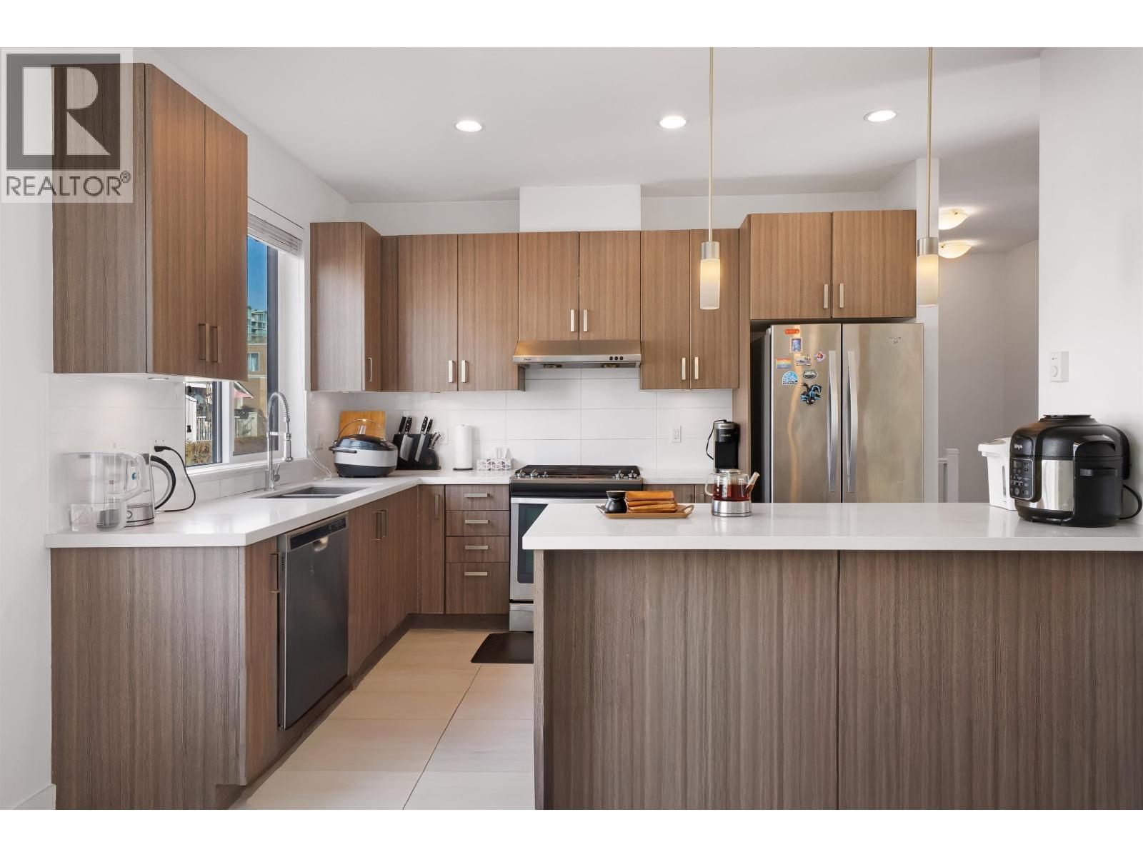 #10-7180 GILBERT Road, Richmond