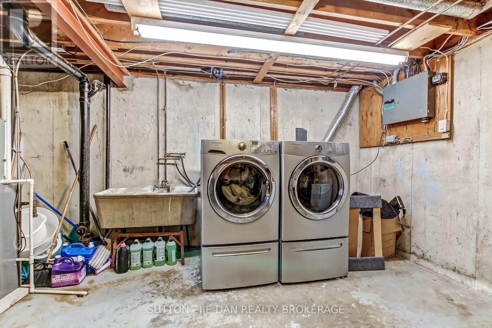 #30 775 OSGOODE DRIVE - 15