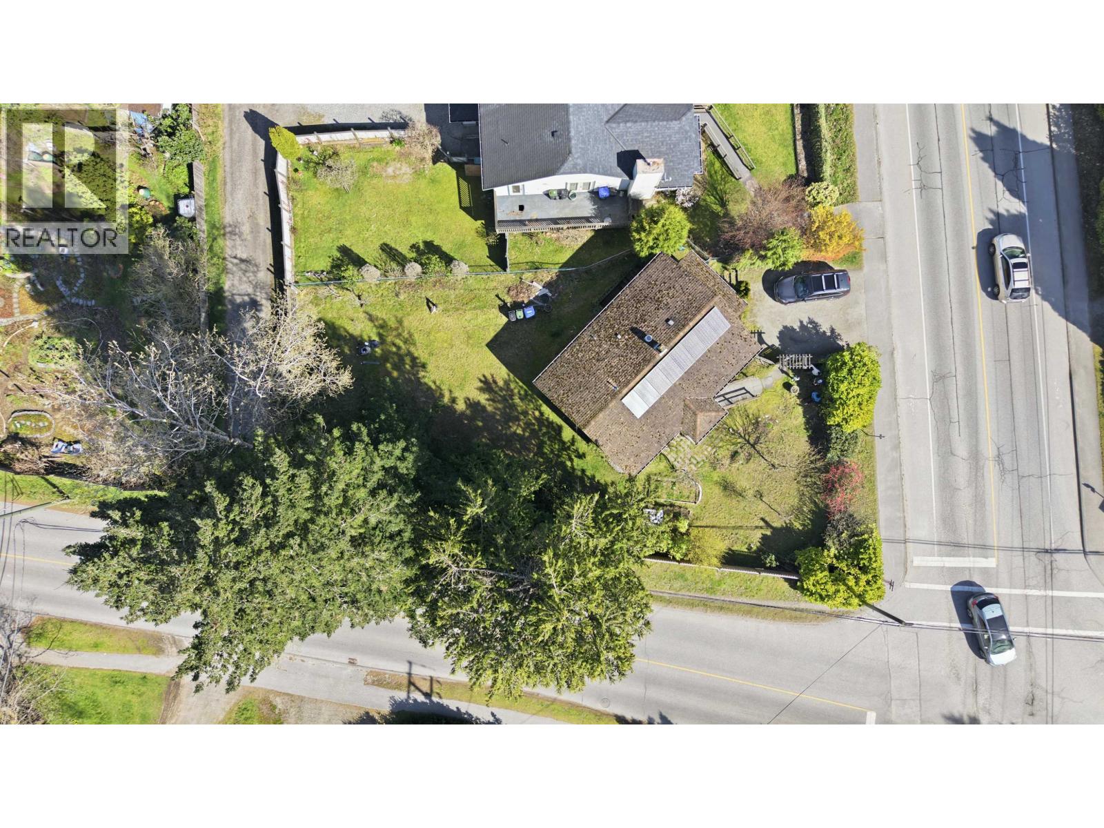 5689 PORPOISE BAY ROAD, Sechelt