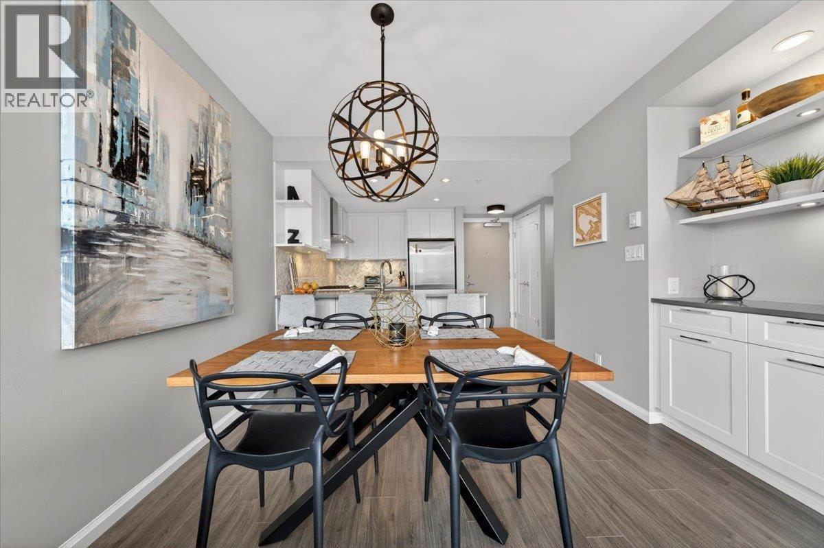 1003 520 COMO LAKE AVENUE, Coquitlam