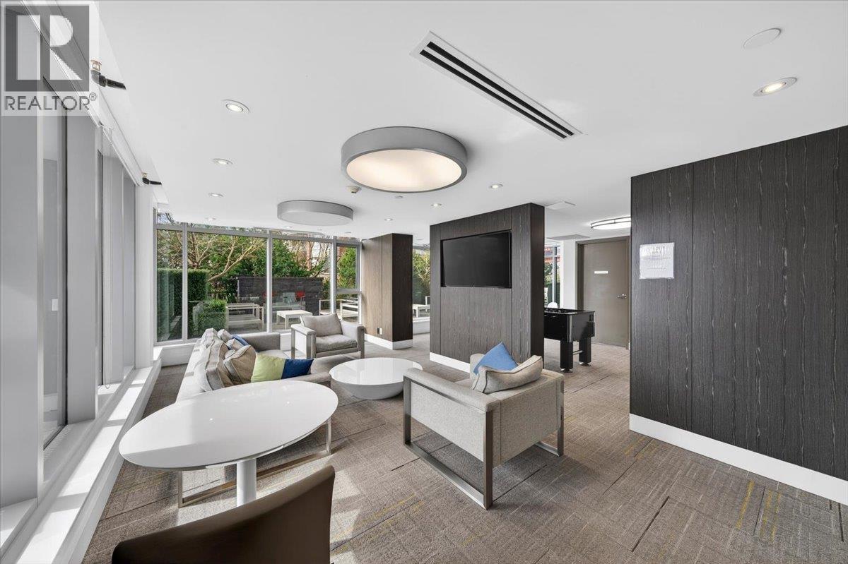 1003 520 COMO LAKE AVENUE, Coquitlam