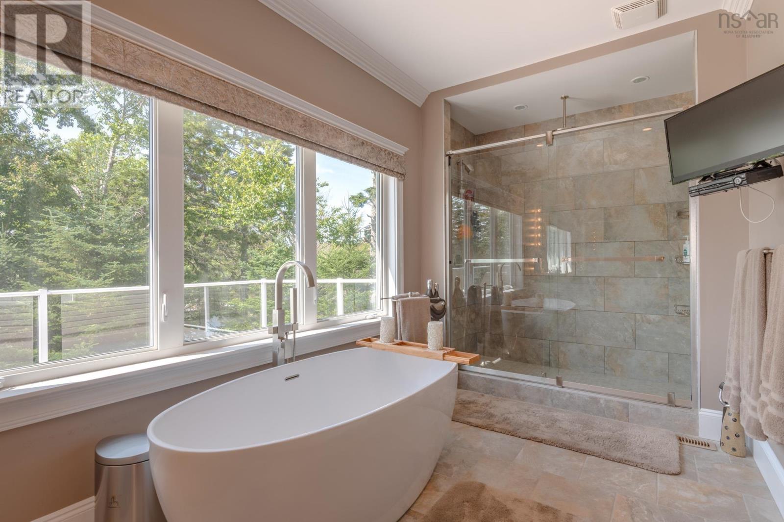 Property 38 of 50 of 47 Long Lake Drive