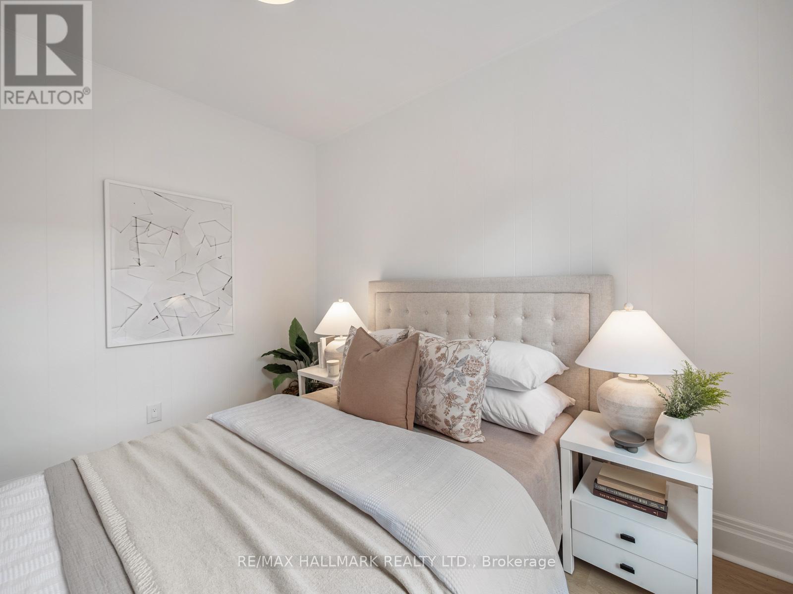 3 WOODVILLE AVENUE - 33