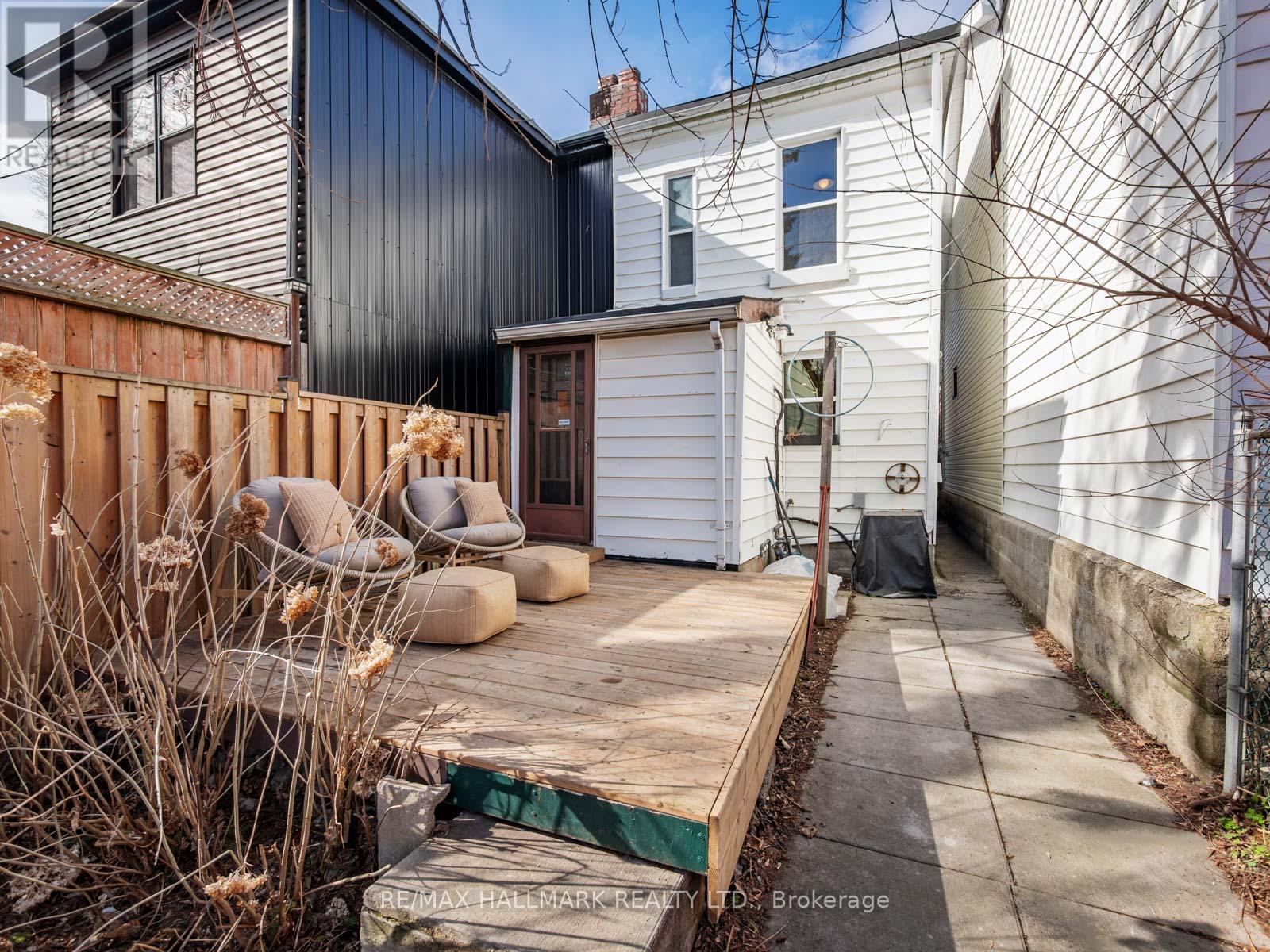 3 WOODVILLE AVENUE - 40