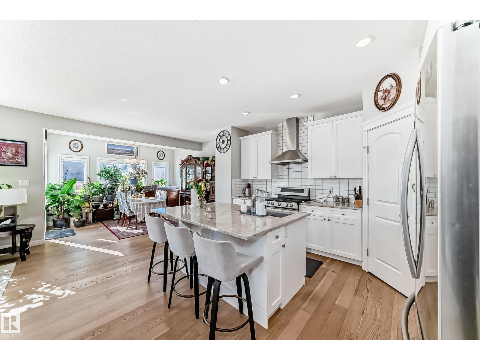 22407 99 AV NW, Edmonton