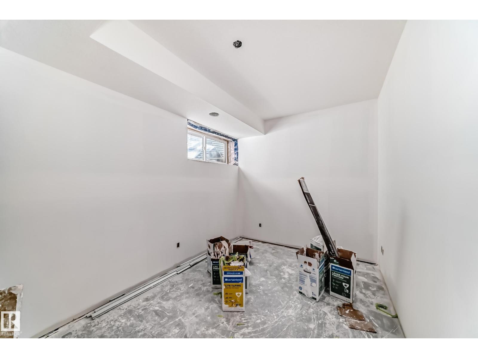 22407 99 AV NW, Edmonton