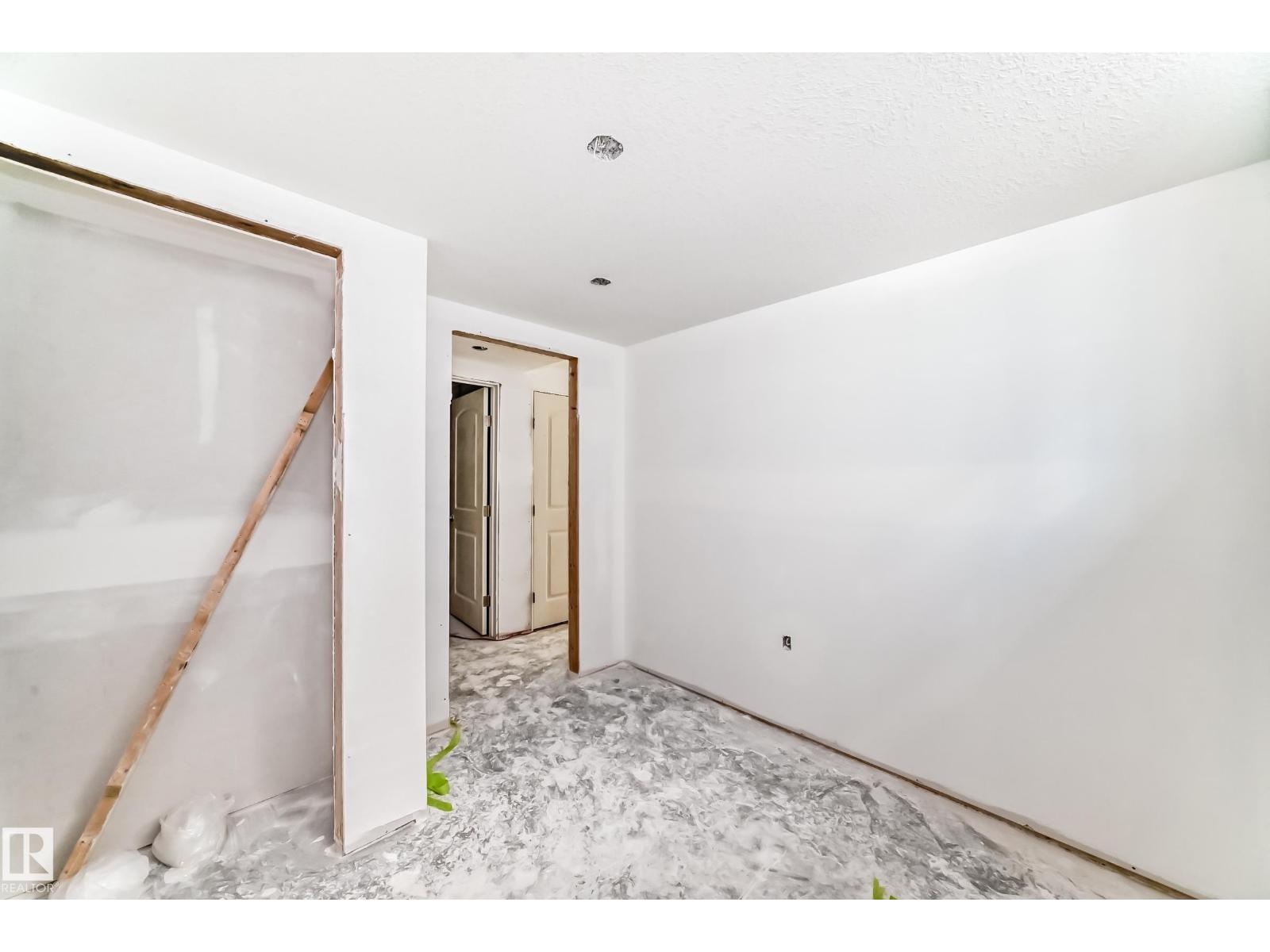 22407 99 AV NW, Edmonton