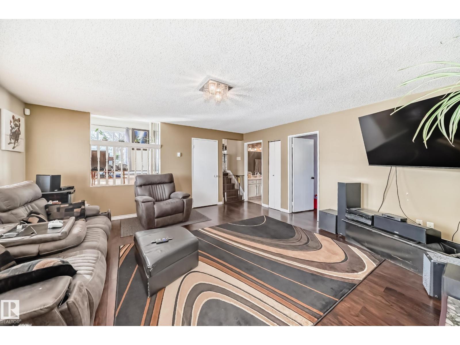16232 100 ST NW - 24