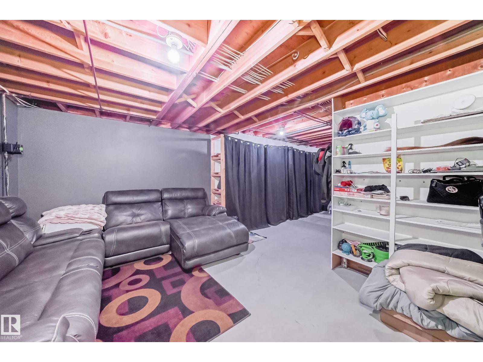 16232 100 ST NW - 30