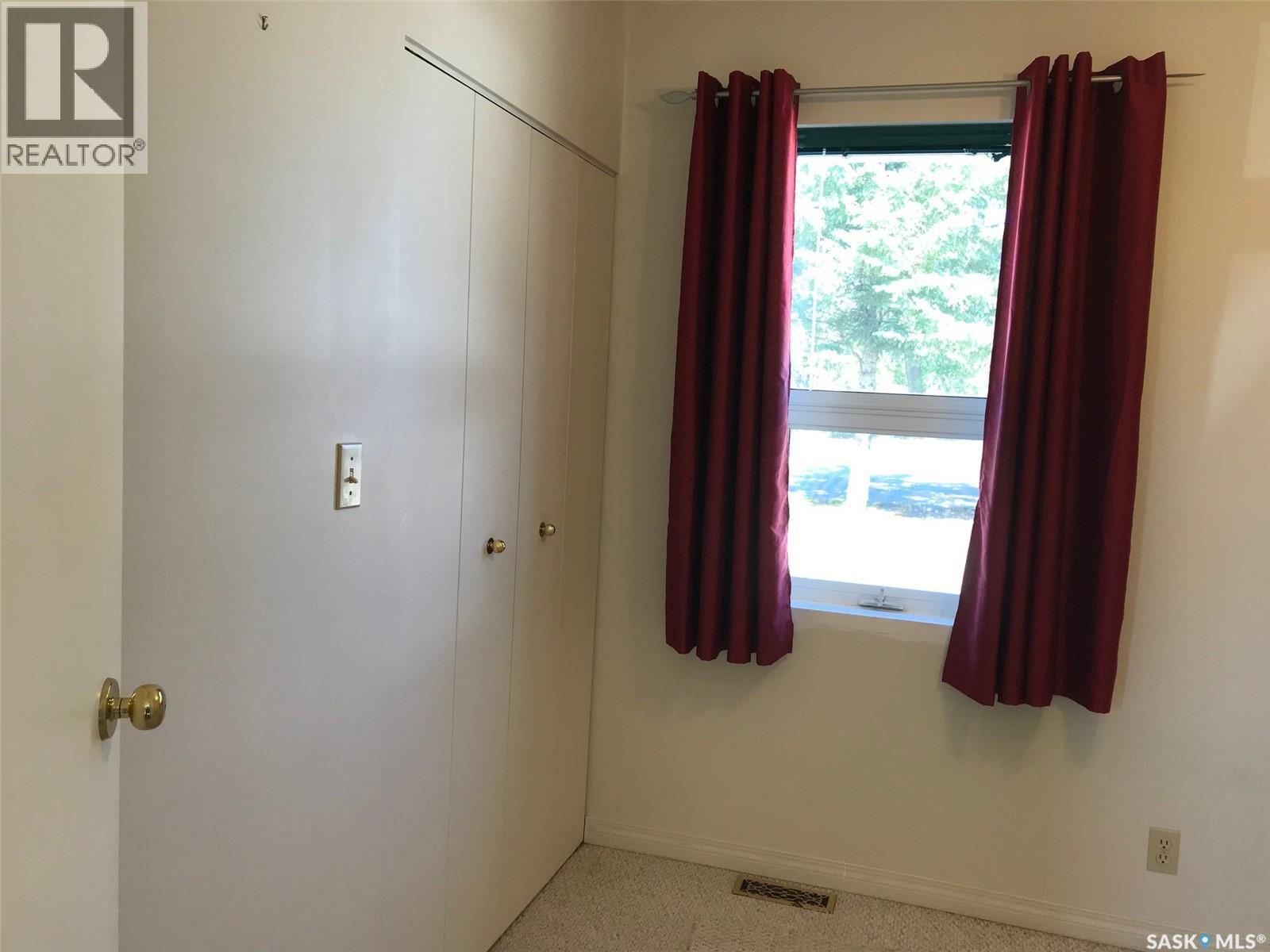 332 RUTTLE AVENUE - 13