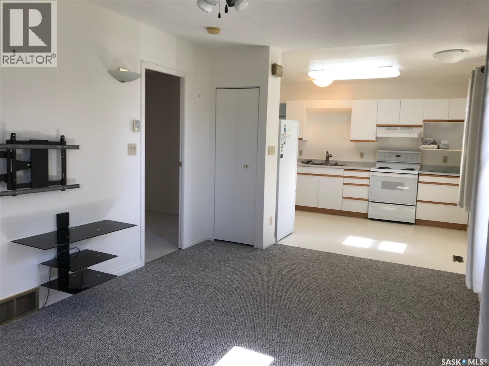 332 RUTTLE AVENUE - 8