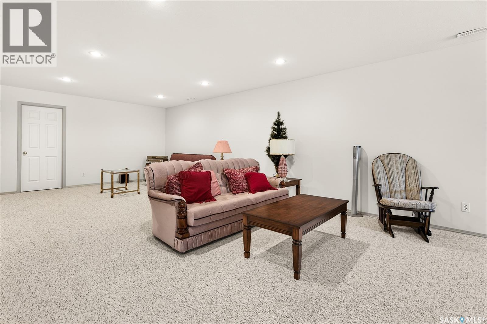 #3 212 MULBERRY LANE - 28