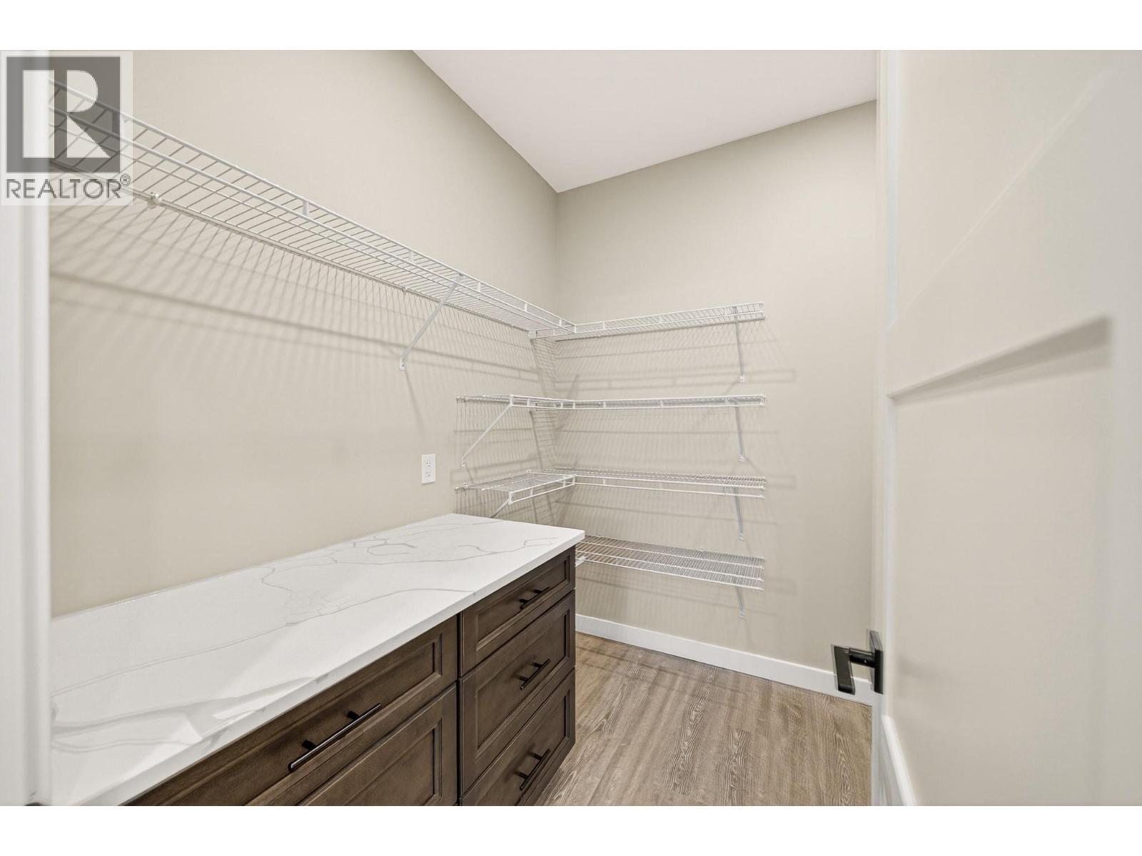 2252 Black Hawk Drive, Sparwood