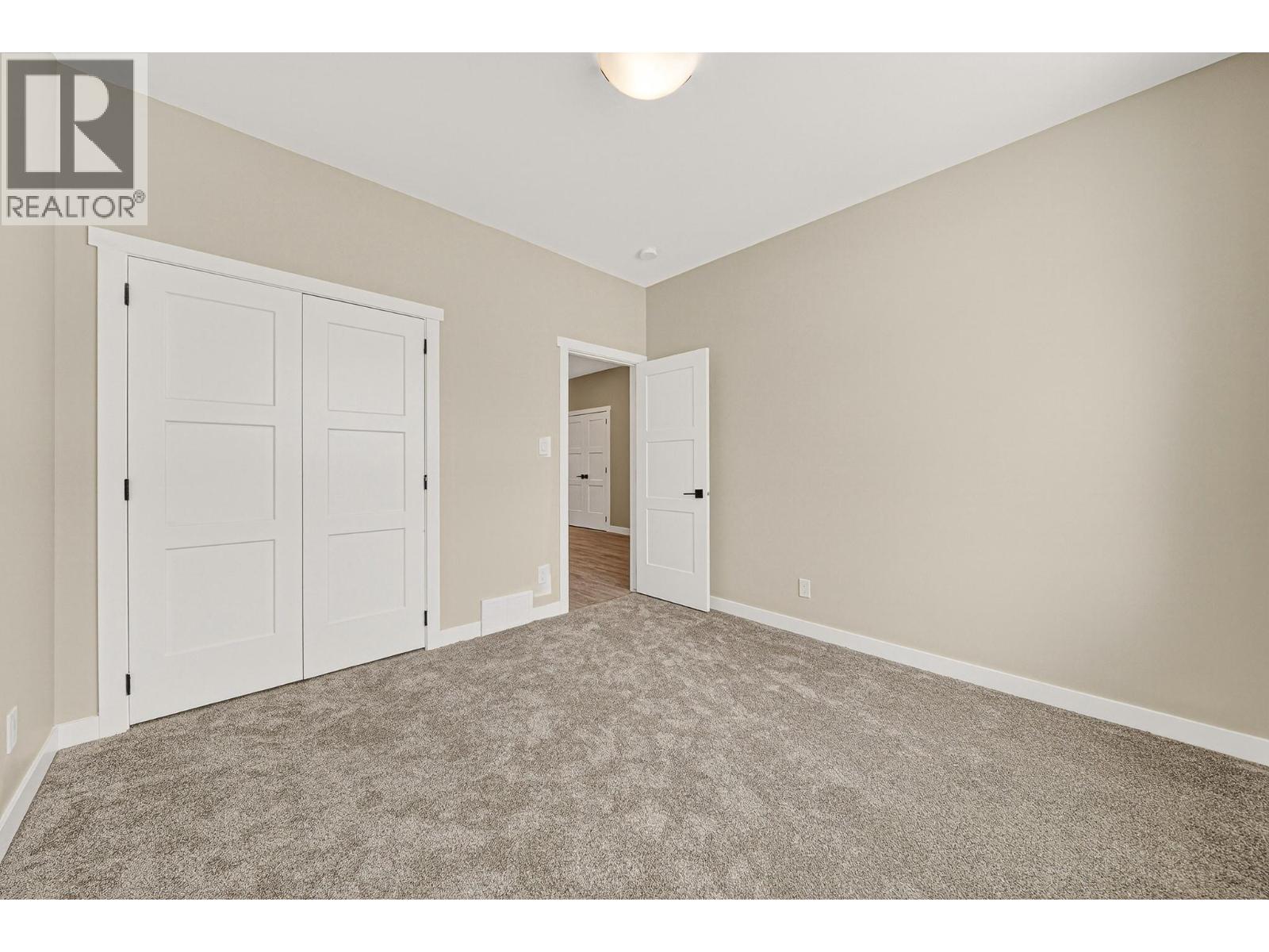 2252 Black Hawk Drive, Sparwood