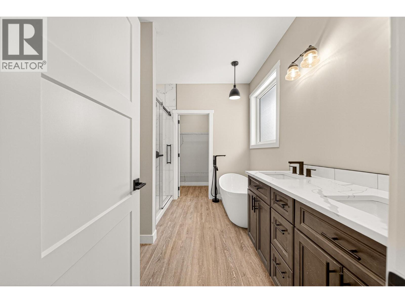 2252 Black Hawk Drive, Sparwood