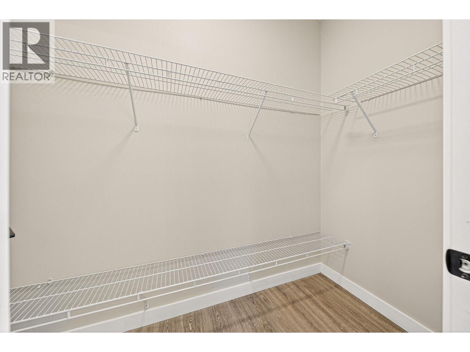 2252 Black Hawk Drive, Sparwood