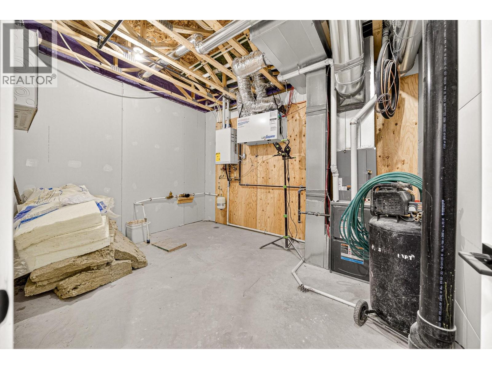 2252 Black Hawk Drive, Sparwood