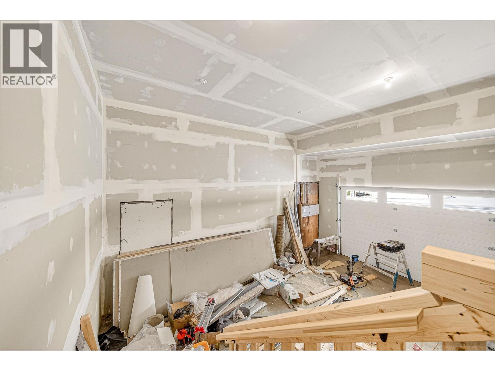 2252 Black Hawk Drive, Sparwood