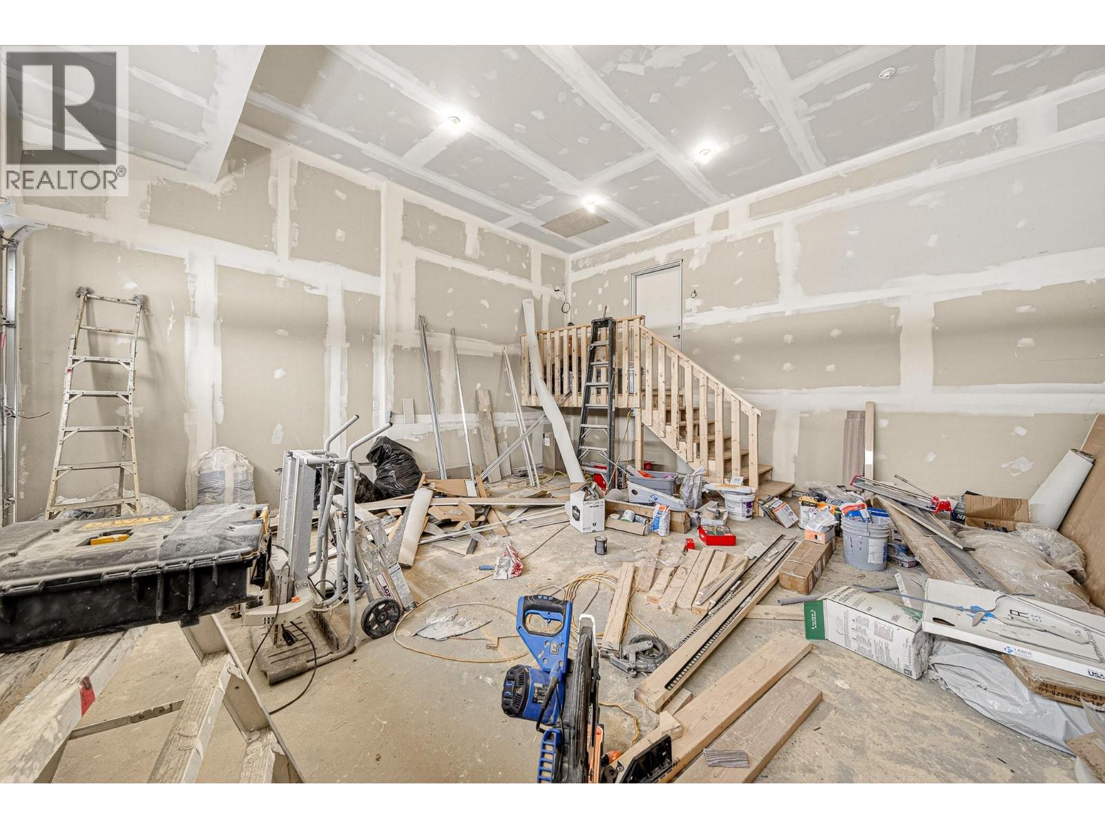 2252 Black Hawk Drive, Sparwood