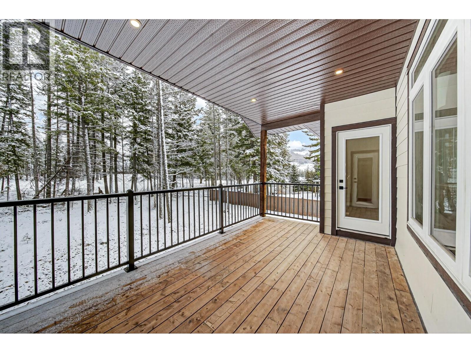 2252 Black Hawk Drive, Sparwood