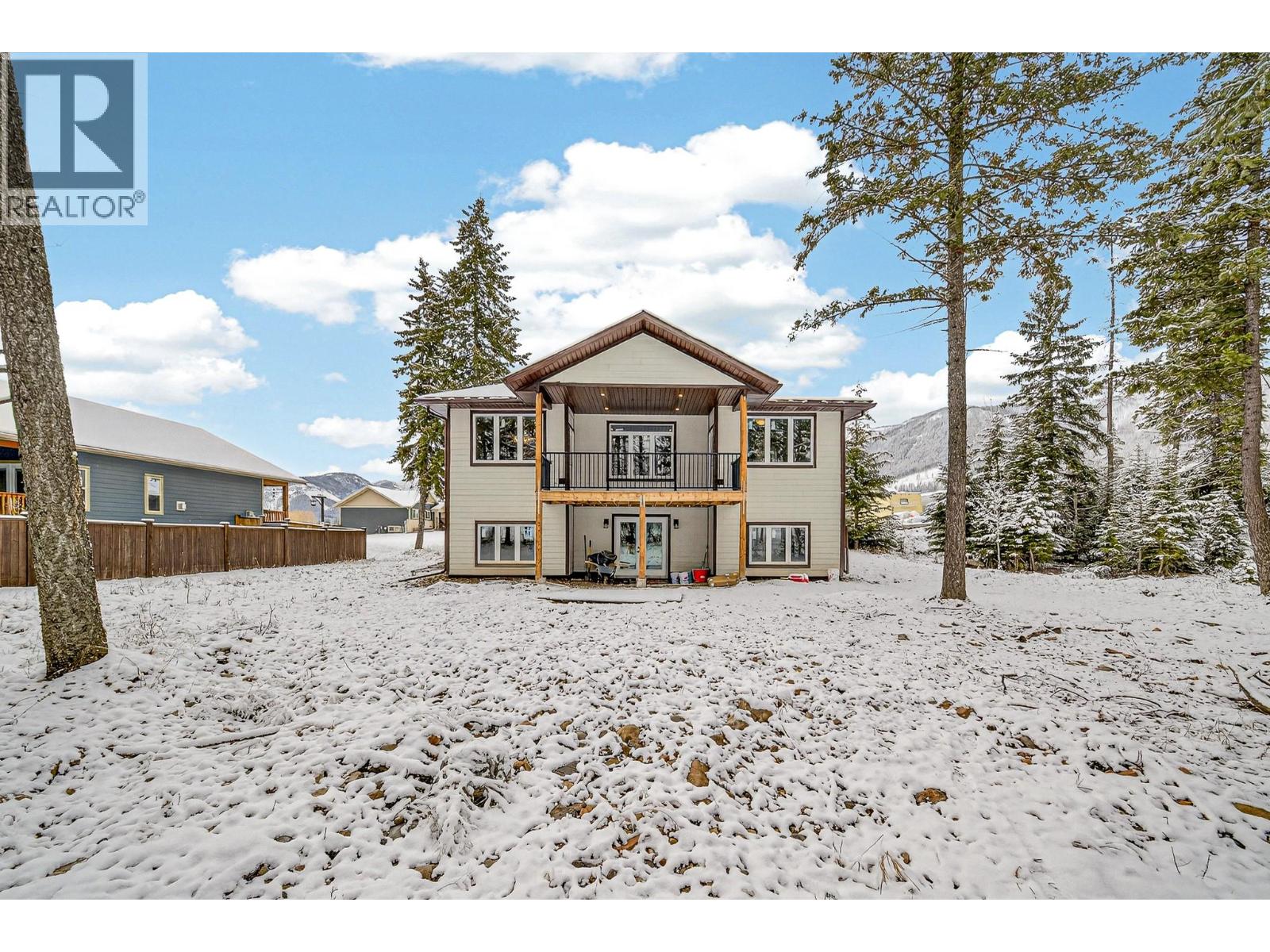 2252 Black Hawk Drive, Sparwood