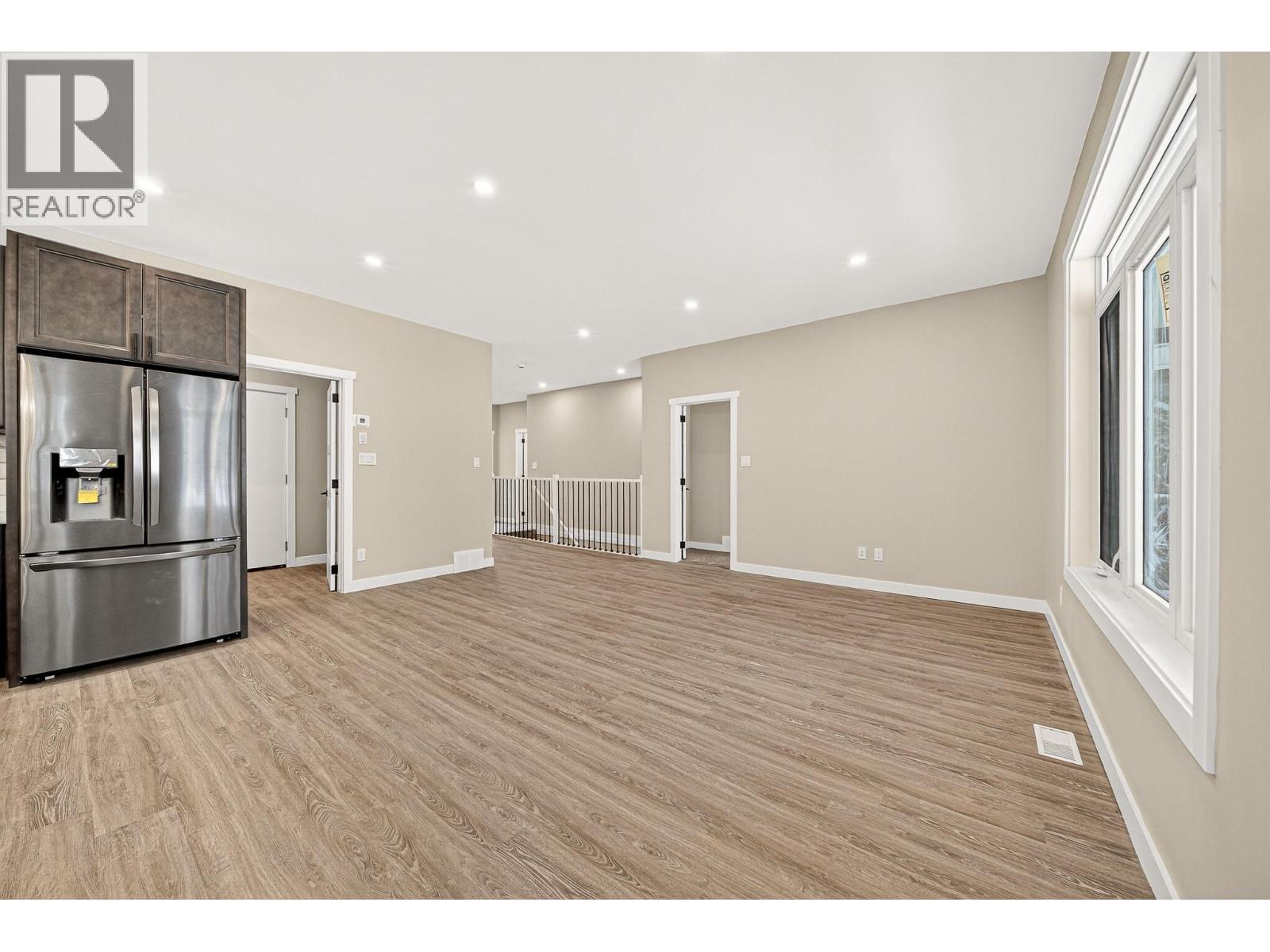 2252 Black Hawk Drive, Sparwood