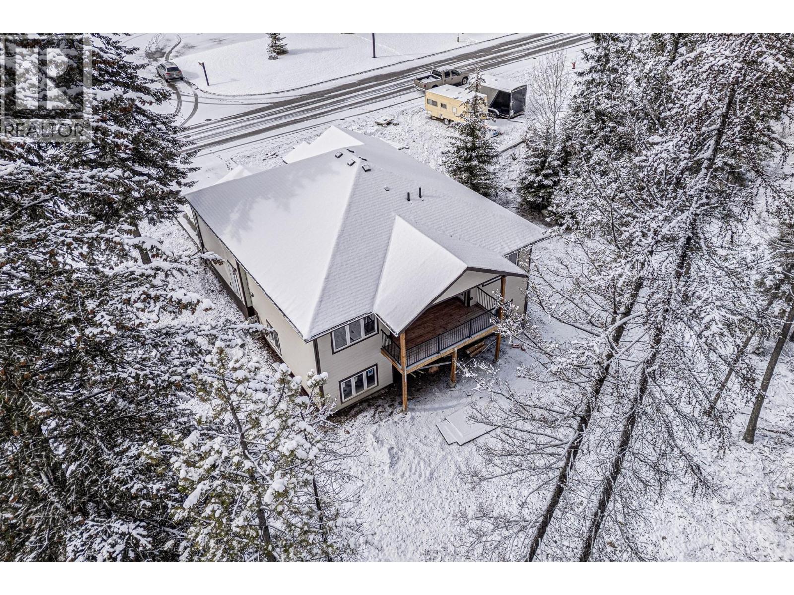 2252 Black Hawk Drive, Sparwood