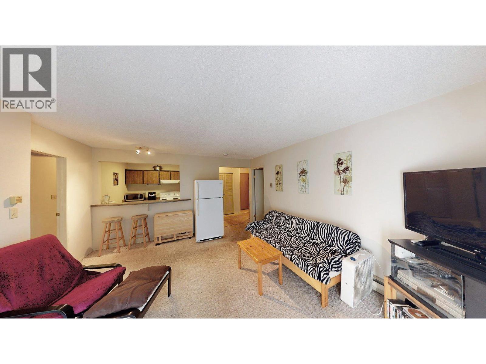 306C 1802 Alpine Drive, Elkford