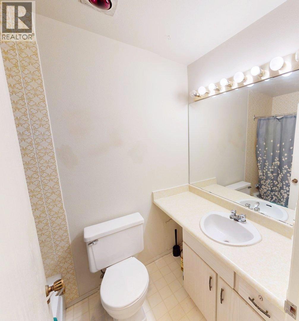 306C 1802 Alpine Drive, Elkford