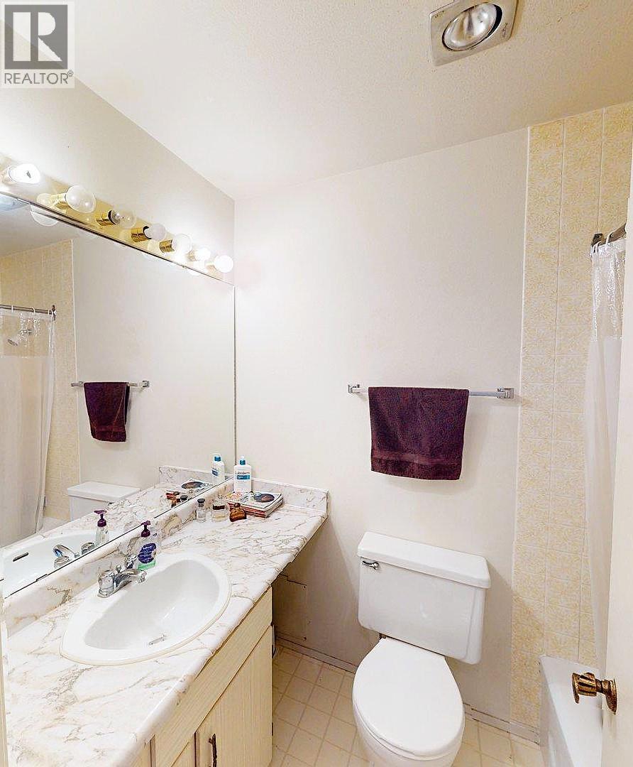 306C 1802 Alpine Drive, Elkford