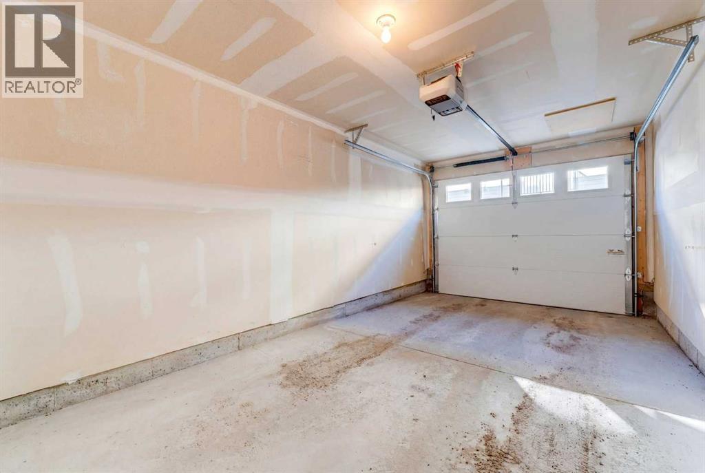 Single Family House for Sale in  Evanscrest Gardens NW Evanston Calgary 