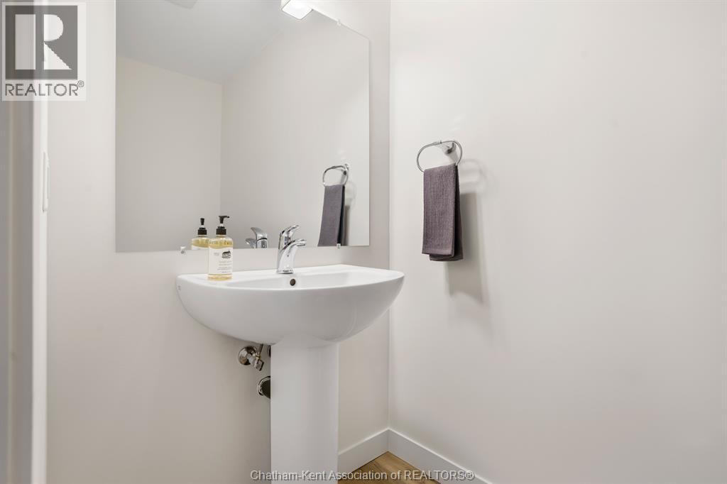 7 MAGNOLIA LANE Unit# 9, Chatham, Ontario, N7M0W7 — Photo 7