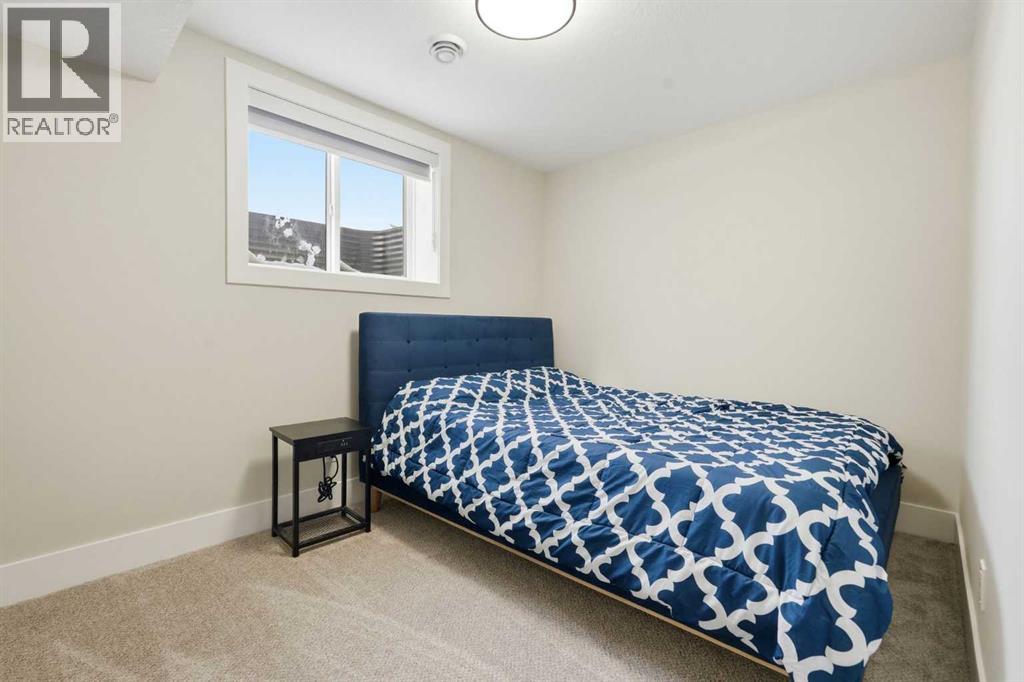 74 Alpine Gardens SW, Calgary, Alberta