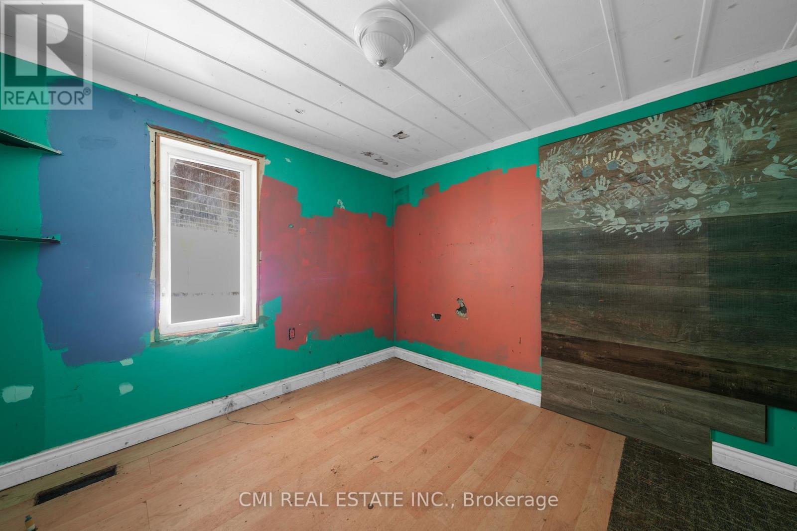 1093 SOUTH LAKE ROAD - 14