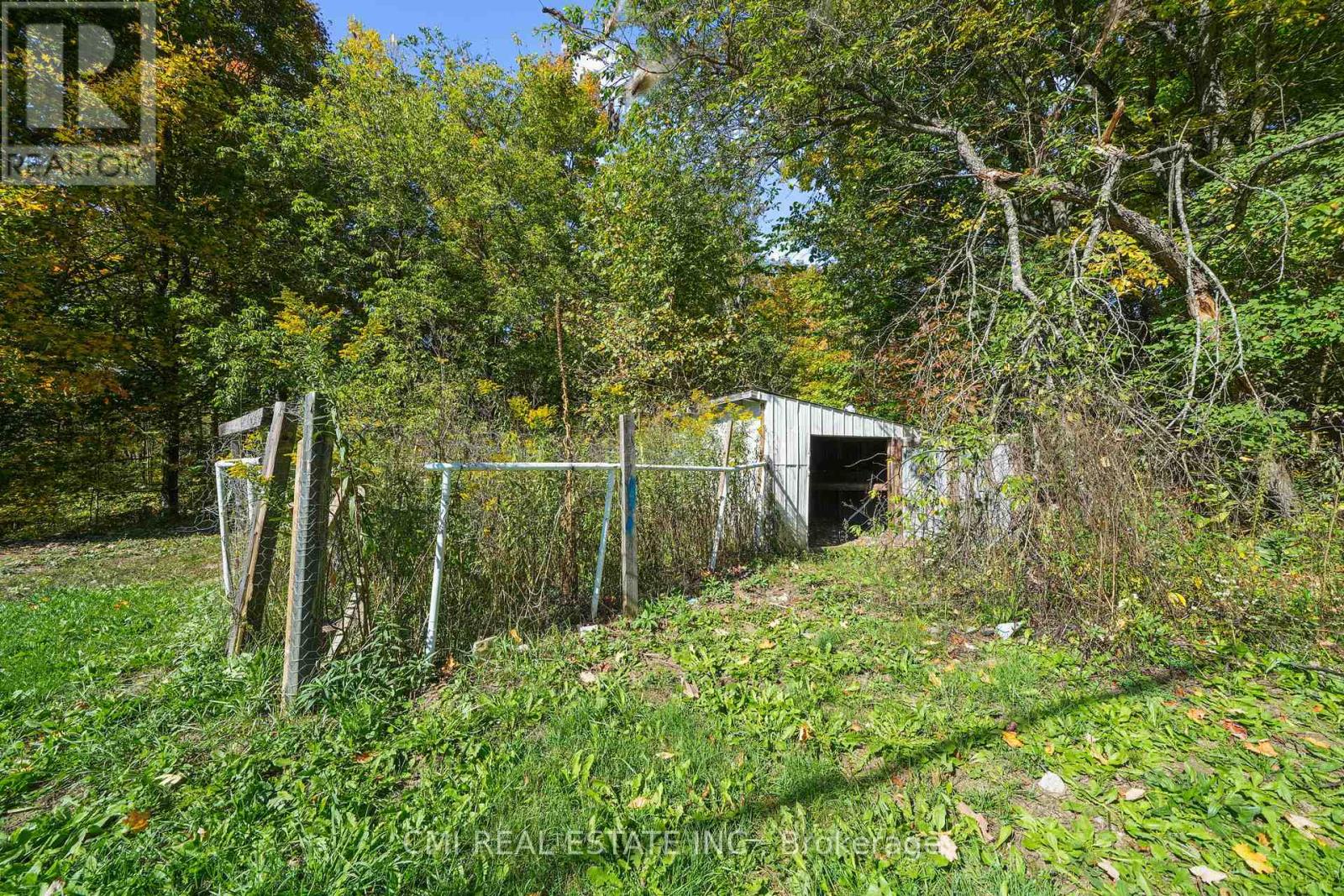 1093 SOUTH LAKE ROAD - 30
